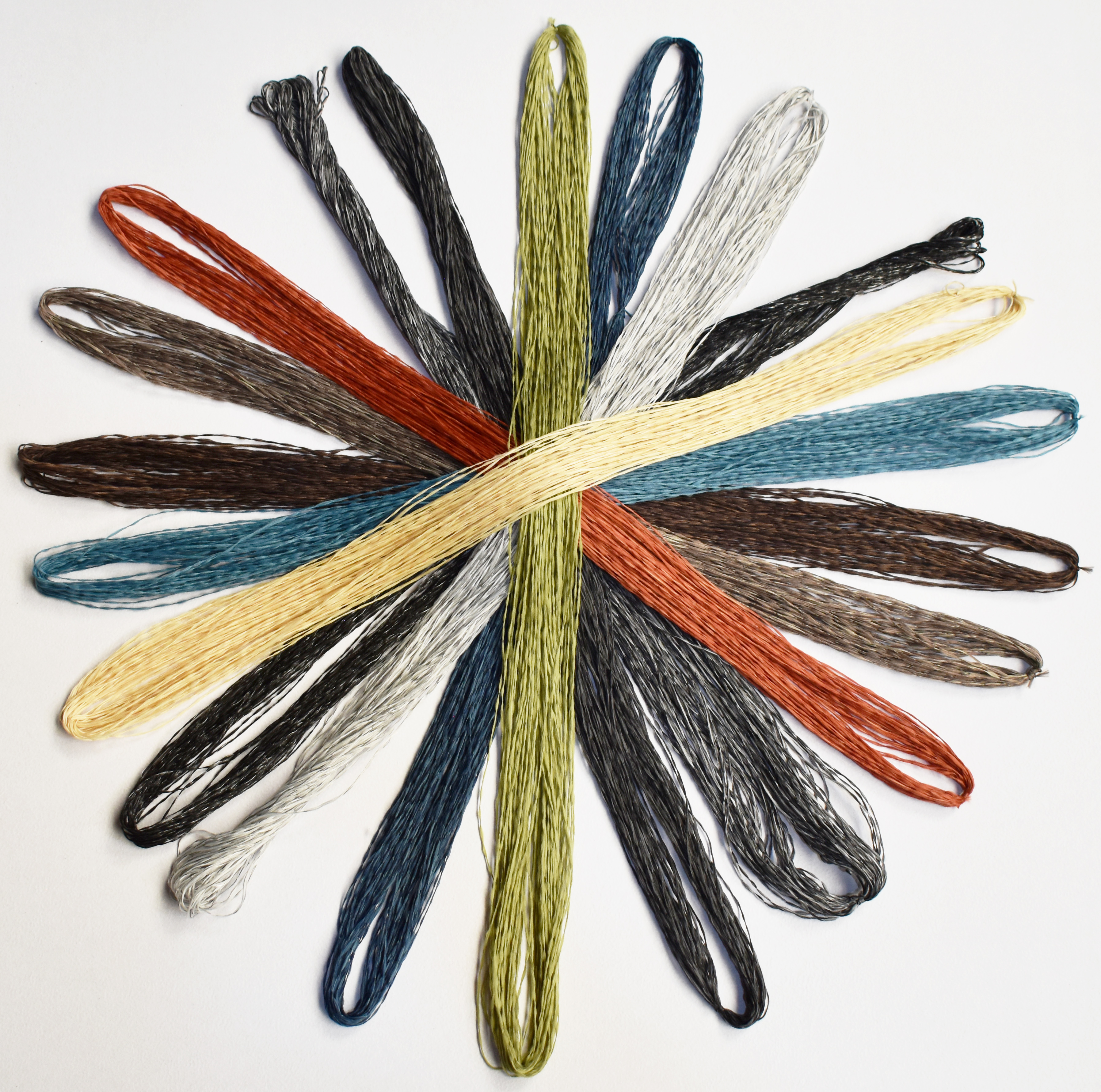 DISEÑOS Y MUEBLES EXCLUSIVOS 